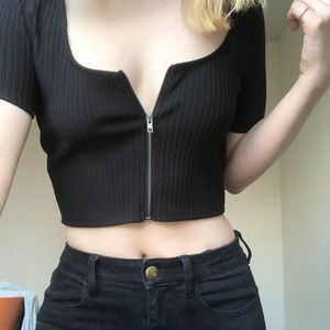 Black Zipper Top